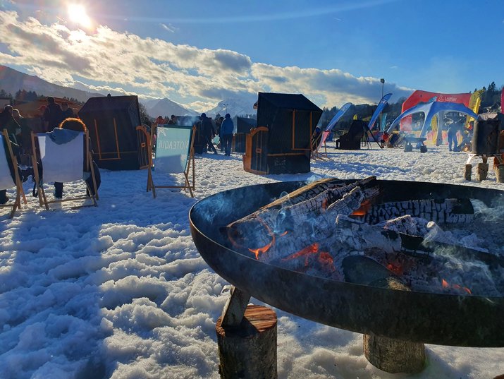 Feuerschale am Rauszeit Platzl