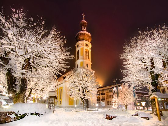 Winteransicht Kirche St. Pankratius